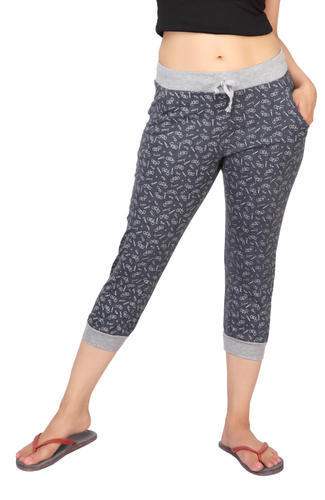 Hosiery women capri