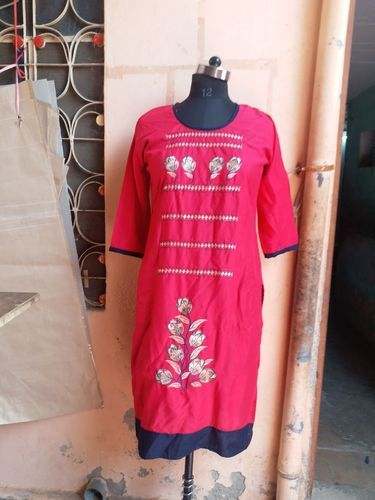 Ladies Embroidered Kurti 
