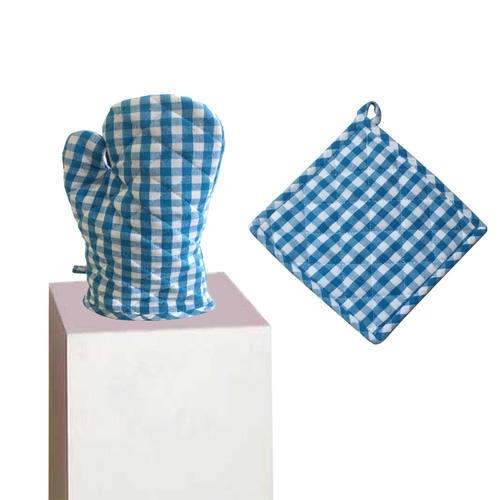 Oven and pot holder