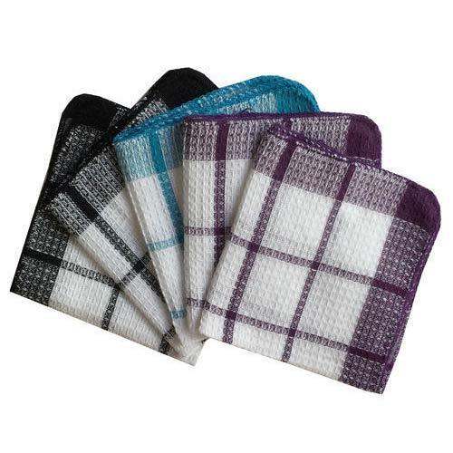 Short cleaning towel