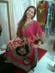 Ladies Embroidered Kaftan