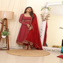 Lunching New 8000 Series With Foux Georgette Digital Print Suit