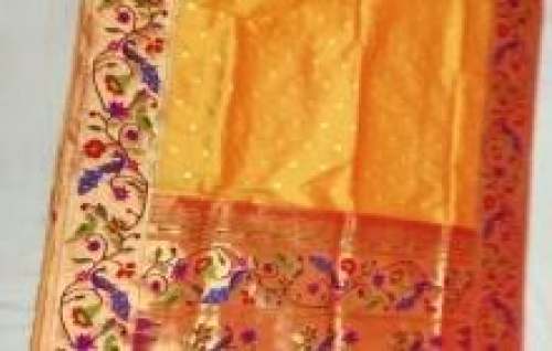 heavy border saree