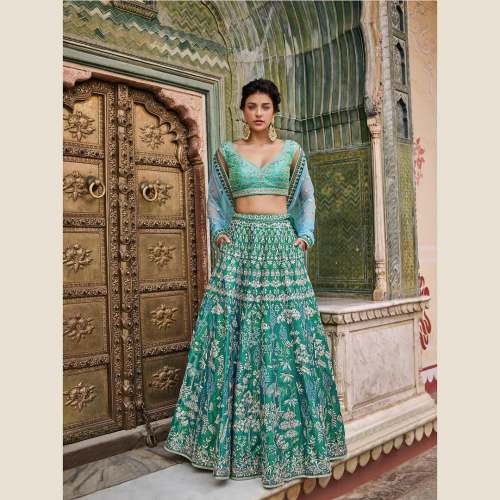 LATEST HEAVY WORK DESIGNER WEDDING LAHENGA