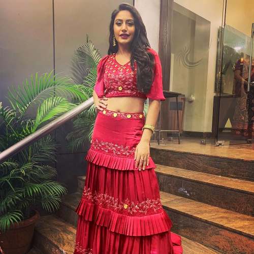 latest new designer party wear indian lahnga choli