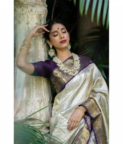 JACQUARD WORK ON ALL OVER THE SAREE.