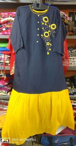 Anaro Designer Boutique Kurtis