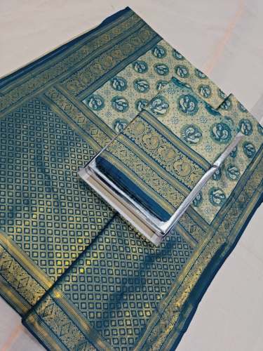 Patankar fab present zari silk weaving sarees