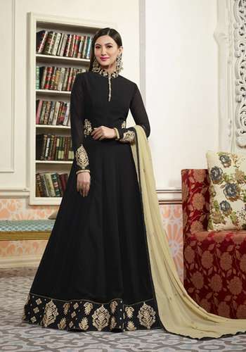 black salwar kameez by Kala Kunj Saree Vatika Company