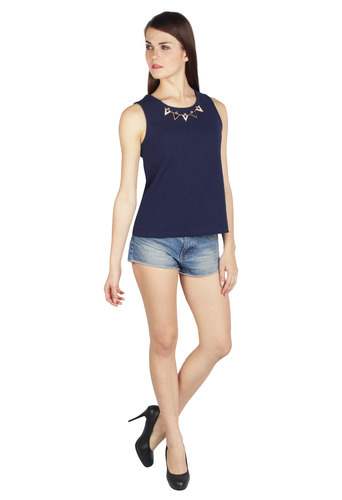 Sleeveless Tops