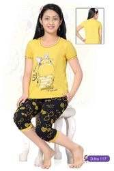 girls fancy capri set