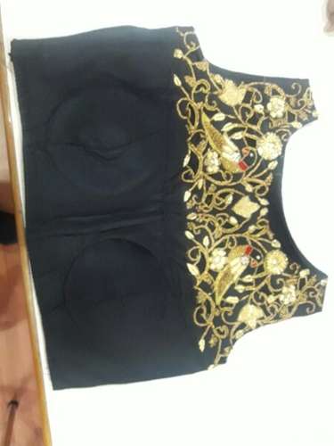sleeveless blouse