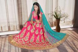 Gajri Bridal Lehenga7