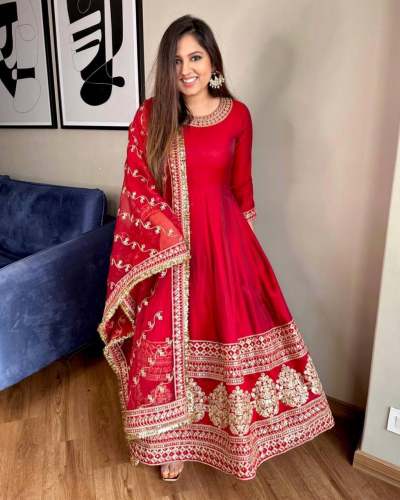 BEAUTIFUL GOWN WITH EMBROIDERY WORK