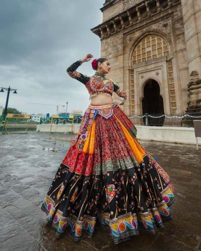 LAHENGA CHOLI HEAVY BUTTER SILK WITH DIGITAL PRINT