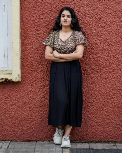 launching Midi gown