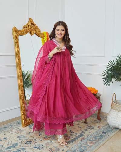 Launching New Designer Party Wear Look Gown *💥