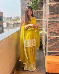 NEW STYLE TOP SARARA SET