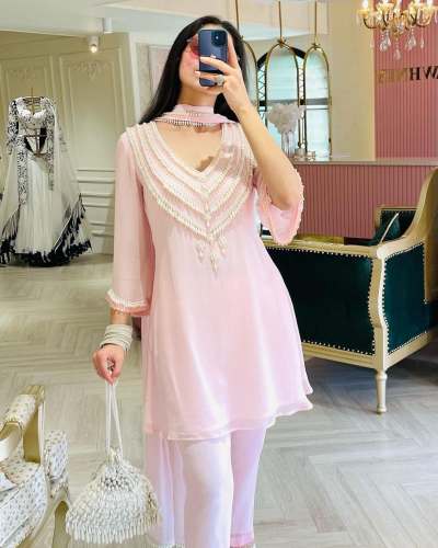 THIS EID MAKE A SPECIAL WEAR﻿