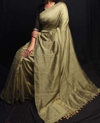 Fancy Plain Handloom Saree by Sanghamitra Pal