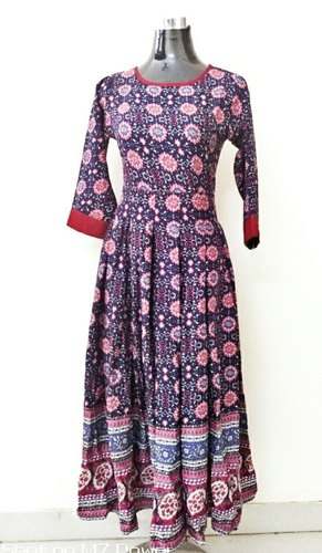 Ladies Fancy Gown2