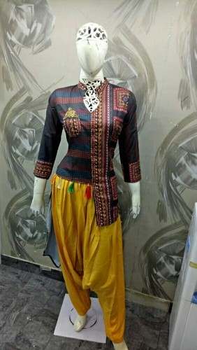 ladies designer kurti