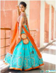 Swethaz Exclusive Stitching Studio For Ladies logo icon