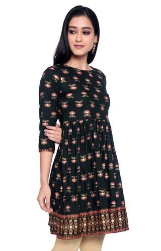 Ladies Straight Cotton Kurti