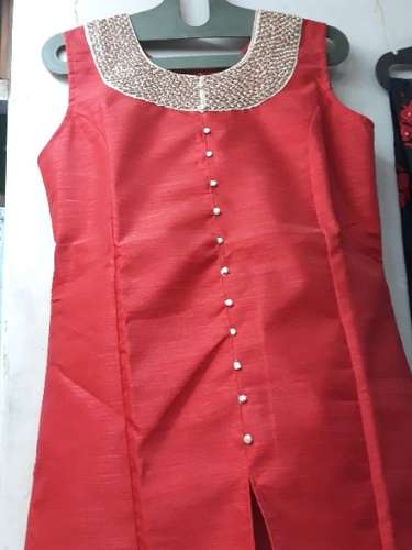 Casual wear Plain Sleevless Kurti by Chanchal Collections