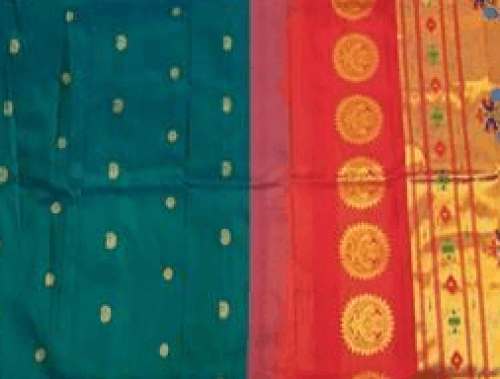 silk kadhiyal paithani saree