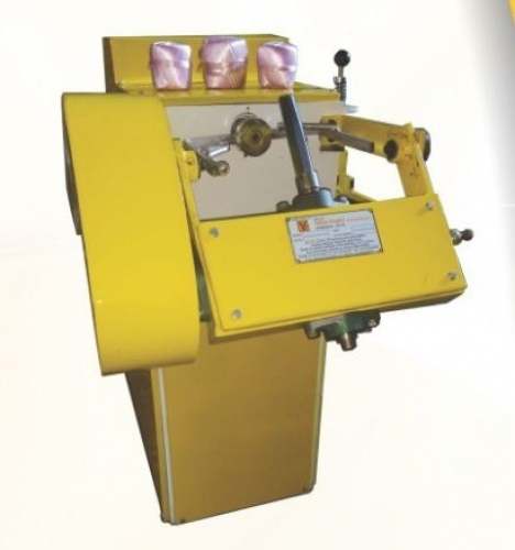 Single head ball winding machine by Yash Plast Industries