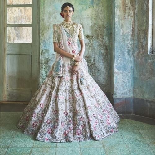 Designer Heavy Embroidered Lehenga27