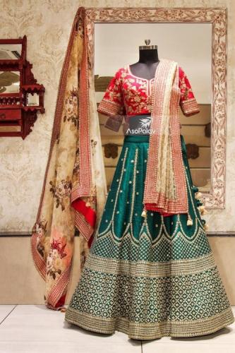 Designer Heavy Embroidered Lehenga6