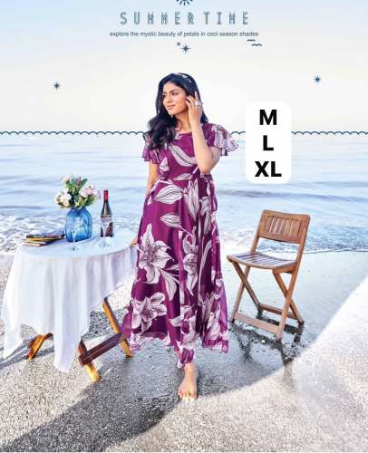 trditonal kurties by Art Riddhs