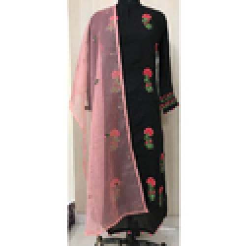 Pattern Kurti With Organza Dupatta and Hardwork