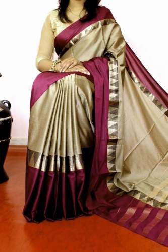 tample border saree