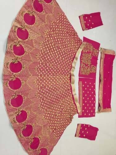 designer lehenga SKU : SFDJ104