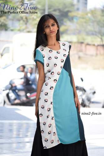 Nine2Five Printed Polymoss Straight Fit Kurti