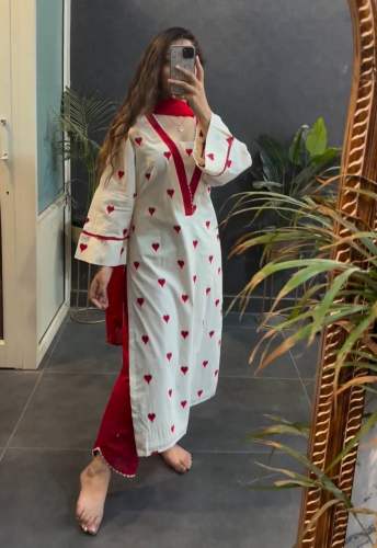 Beautiful A-Line Harte Shape Top Bottom Dupatta Set