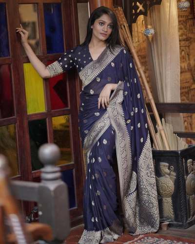 Beautiful Banarasi Soft Silk Saree With Zari work
