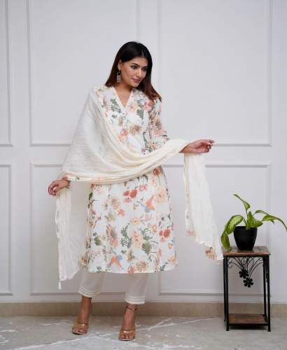 craze Muslin fabric printed kurti pant dupatta set