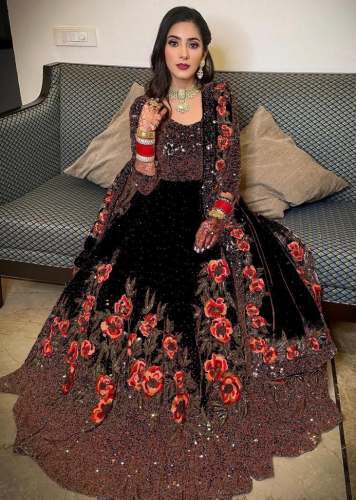 Fancy embroidery work gown