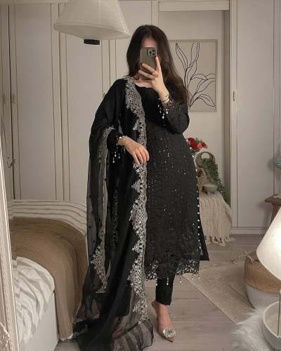  FOUX GEORGETTE  EMBROIDERY WORK readymade suit