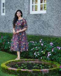 Georgette Colourful And Contemporary Maxi Dress