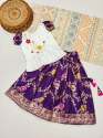 latest-banarasi-silk-zari-border-lehnga