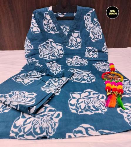 Mordern And Trendy Fully stitched Kurti 