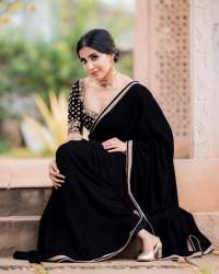 New Designer Plain Georgette Saree With Lace Border 