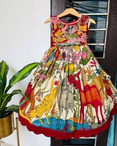  New Launching  Hand-Work Stitched Blouse kids Lehenga