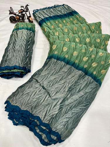 nwe arrival Moss chiffon saree With crush work