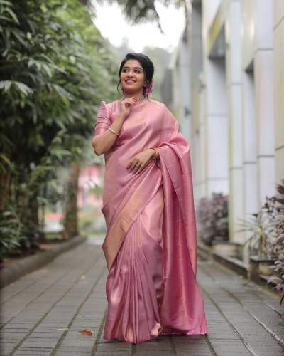 Weddings Golden Zari Weaving  Light Pink Pure Soft Banarasi Silk Saree